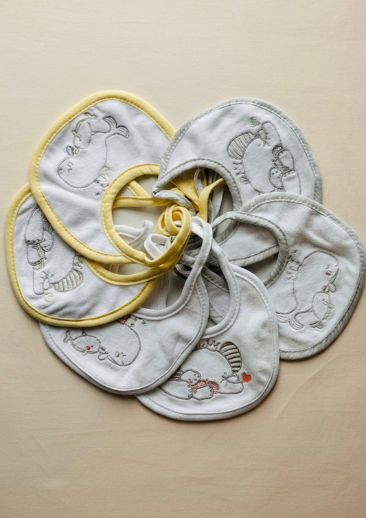 Bavaglino in ciniglia ricamati ELLEPI