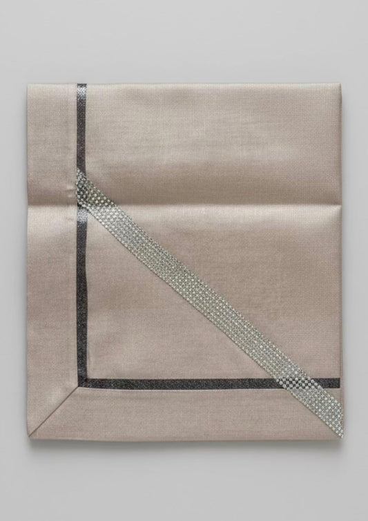 Centrotavola quadrato elegante con strass – 85cm x 85 cm