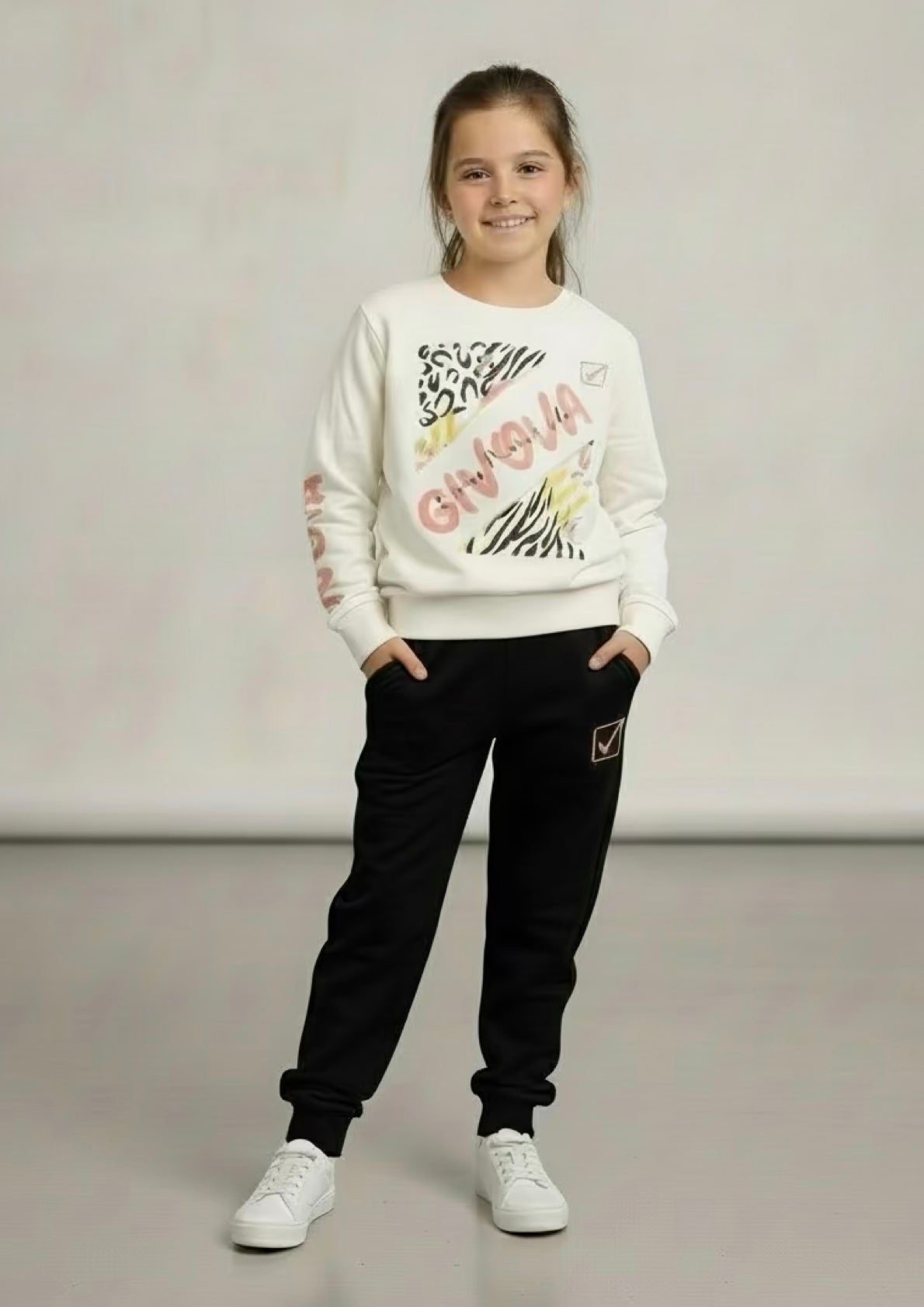 Tuta Bambina in felpa di cotone GIVOVA - Taglie 5, 7 e 8 anni