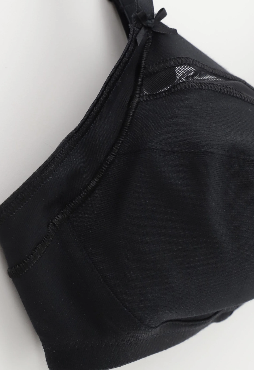 Reggiseno senza ferretto contenitivo con inserti in tulle cotone sulla pelle – LEPEL